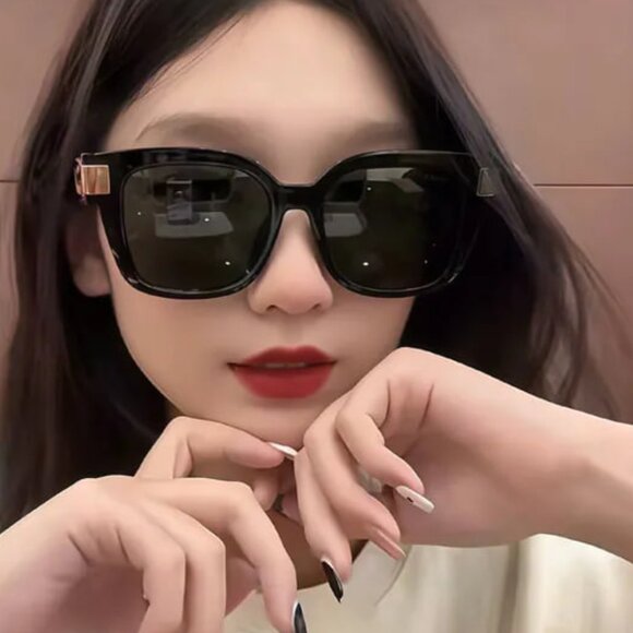 NEW GG1690SK 001 GUCCI SUNGLASSES SHINY BLACK WOMEN EYEWEAR GUCCI - Picture 6 of 15